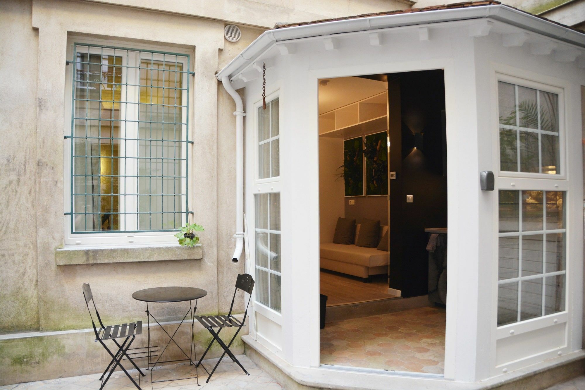Modern Elegant In The Heart Of Paris Apartment Exterior foto